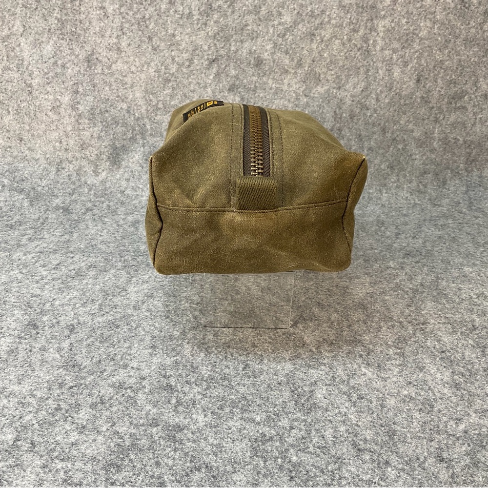 Filson Olive Canvas Toiletry Bag - Picture 4 of 10